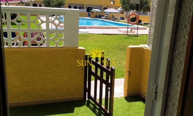 Location à long terme - Townhouse - Torrevieja - Rosaleda-los frutales
