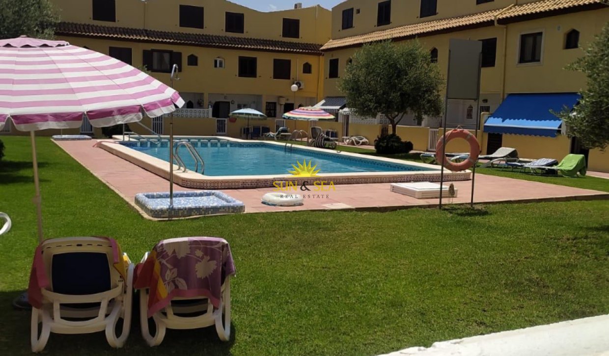 Location à long terme - Townhouse - Torrevieja - Rosaleda-los frutales