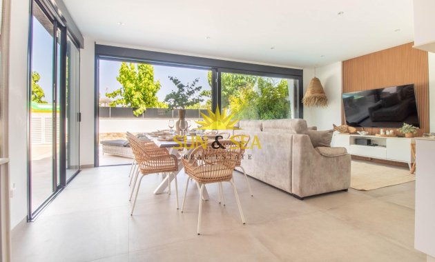 Resale - Villa / Semi detached - Santiago de la ribera - zona san blas