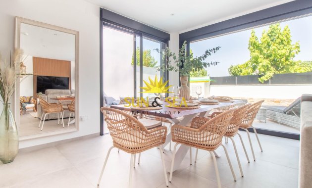 Resale - Villa / Semi detached - Santiago de la ribera - zona san blas
