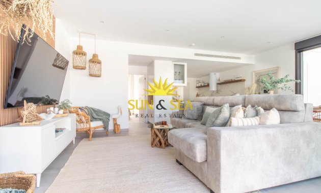 Resale - Villa / Semi detached - Santiago de la ribera - zona san blas