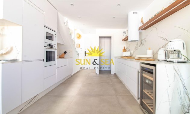 Resale - Villa / Semi detached - Santiago de la ribera - zona san blas