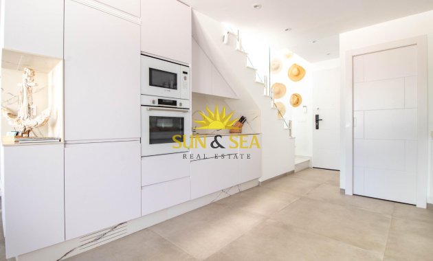 Resale - Villa / Semi detached - Santiago de la ribera - zona san blas