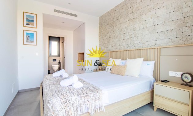 Resale - Villa / Semi detached - Santiago de la ribera - zona san blas