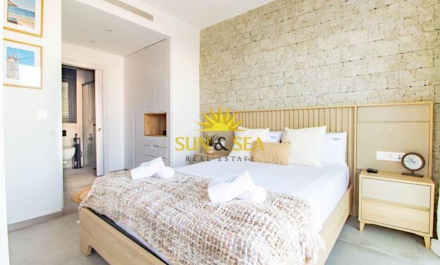 Resale - Villa / Semi detached - Santiago de la ribera - zona san blas