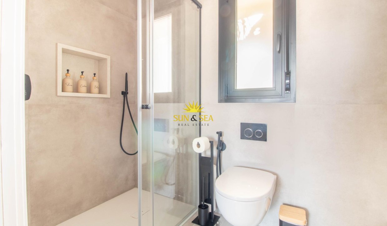 Resale - Villa / Semi detached - Santiago de la ribera - zona san blas