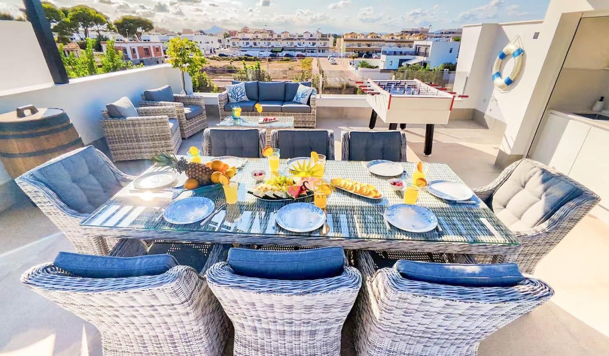 Resale - Villa / Semi detached - Santiago de la ribera - zona san blas