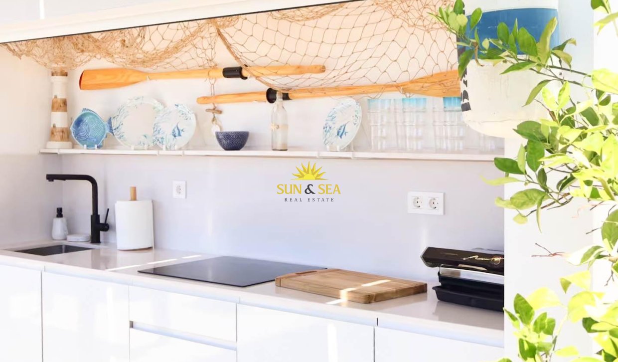 Resale - Villa / Semi detached - Santiago de la ribera - zona san blas