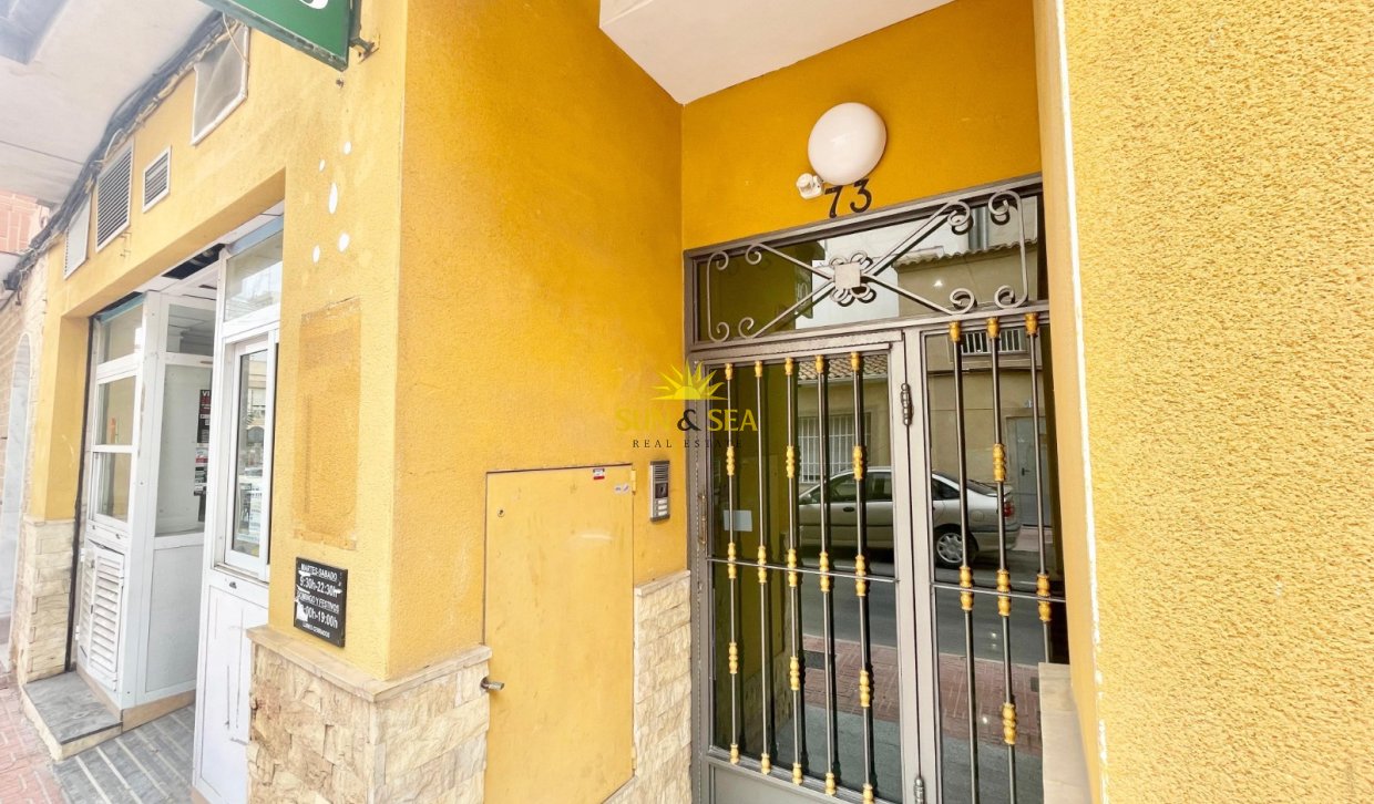 Reventa - Atico - Torrevieja - Centro