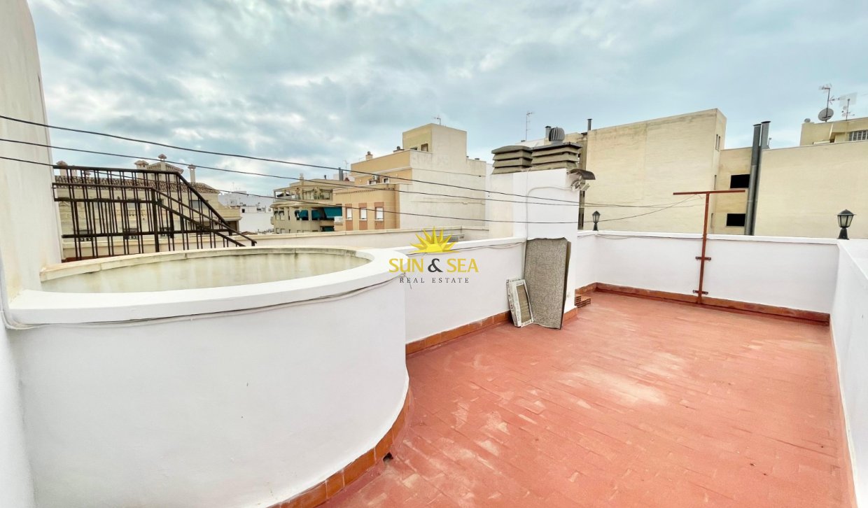 Reventa - Atico - Torrevieja - Centro