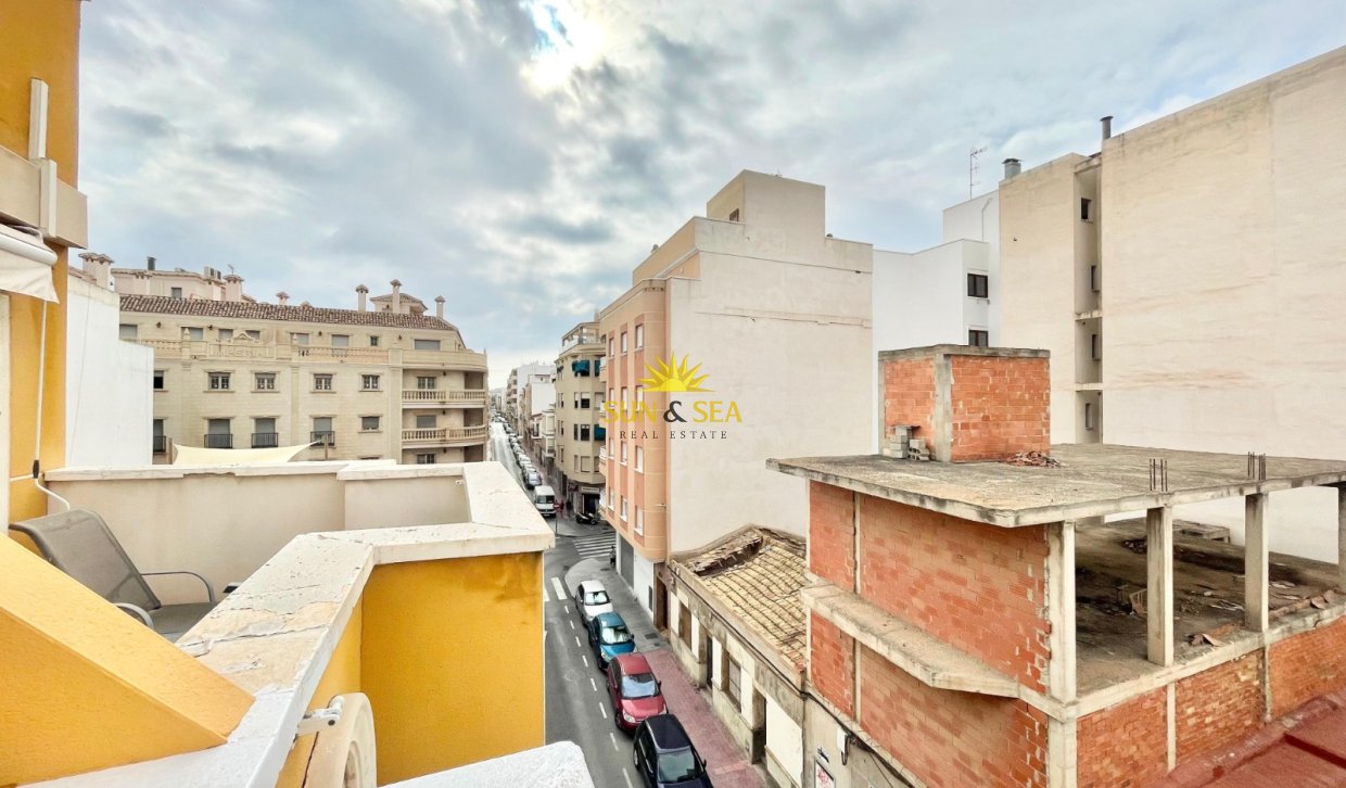 Reventa - Atico - Torrevieja - Centro