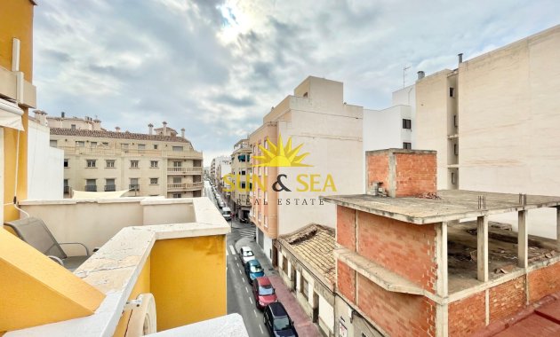 Reventa - Atico - Torrevieja - Centro