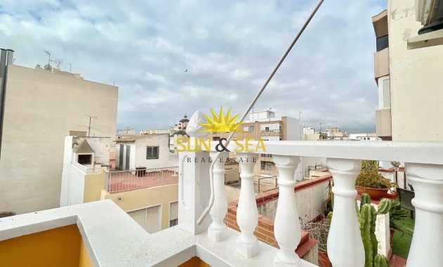Reventa - Atico - Torrevieja - Centro