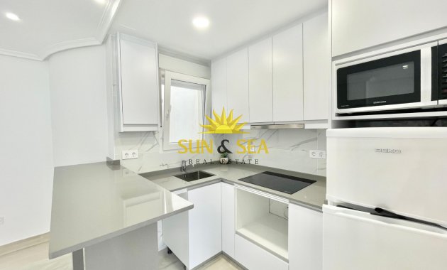 Reventa - Atico - Torrevieja - Centro