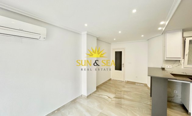 Reventa - Atico - Torrevieja - Centro