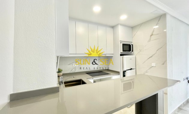 Reventa - Atico - Torrevieja - Centro