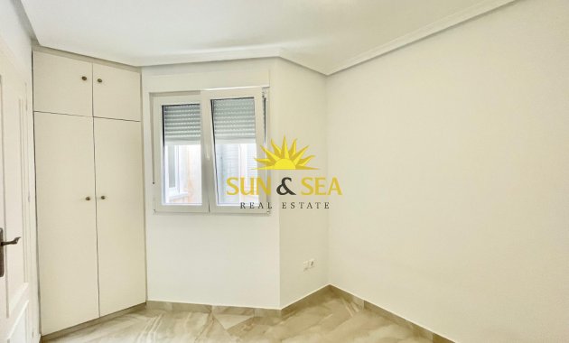 Reventa - Atico - Torrevieja - Centro