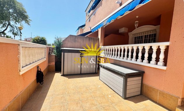 Alquiler a largo plazo - Chalet - Santa Pola