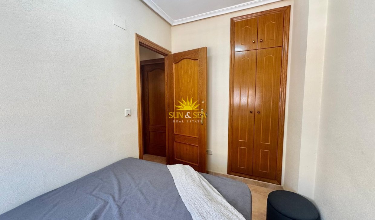Alquiler a largo plazo - Chalet - Santa Pola