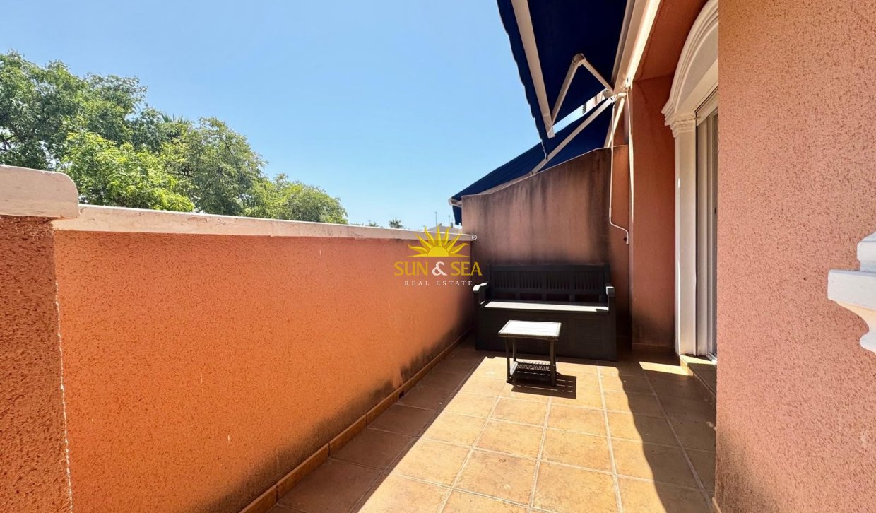 Alquiler a largo plazo - Chalet - Santa Pola