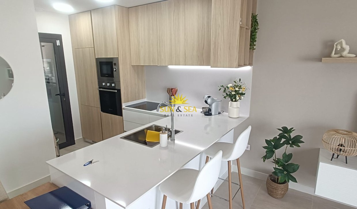 Long Term Rental - Penthouse - Torrevieja - Los altos