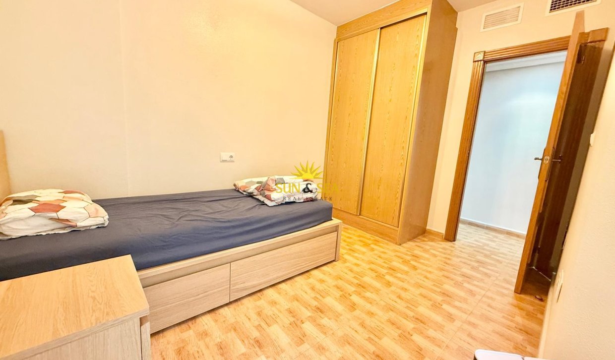 Location à long terme - Appartement - Torrevieja - Puerto de Torrevieja