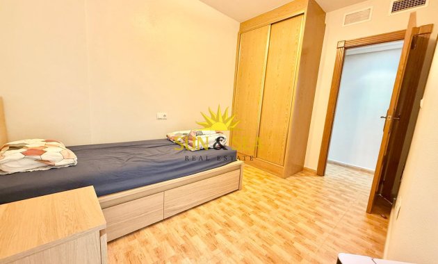 Location à long terme - Appartement - Torrevieja - Puerto de Torrevieja
