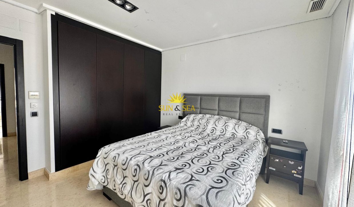 Resale - Villa / Semi detached - Orihuela Costa - Cabo Roig