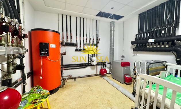 Resale - Villa / Semi detached - Orihuela Costa - Cabo Roig