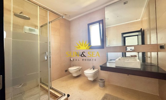 Resale - Villa / Semi detached - Orihuela Costa - Cabo Roig