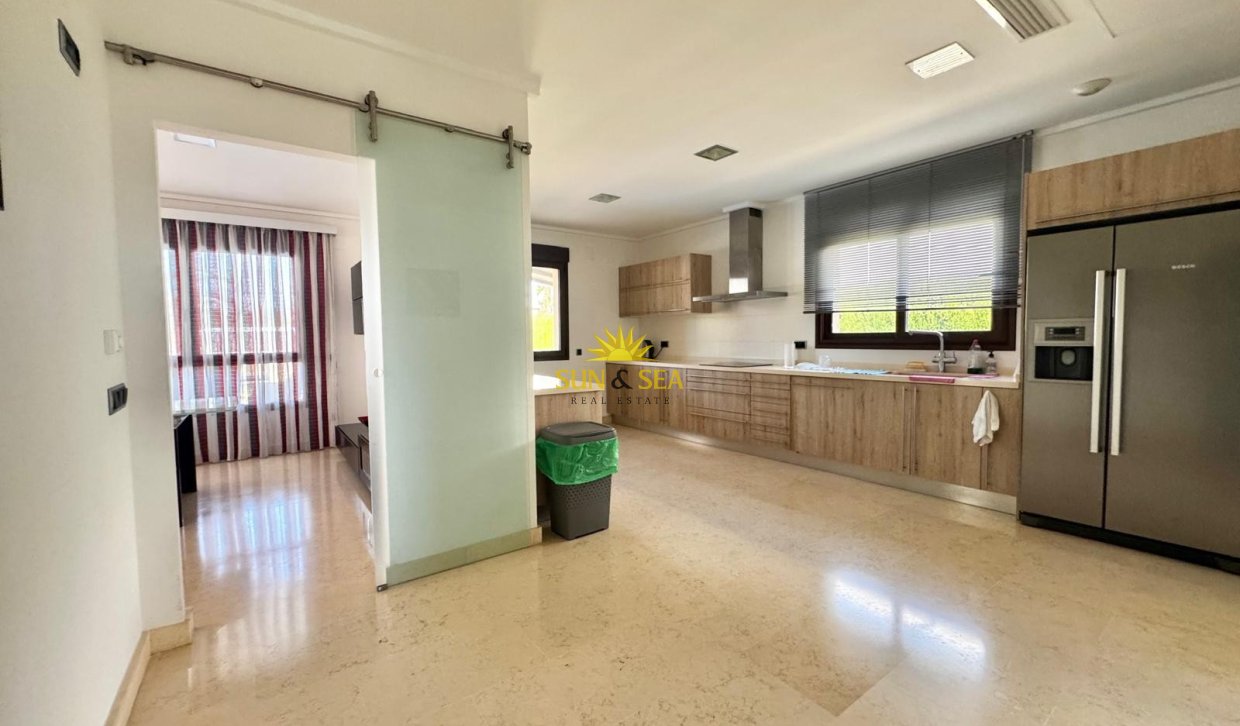 Resale - Villa / Semi detached - Orihuela Costa - Cabo Roig