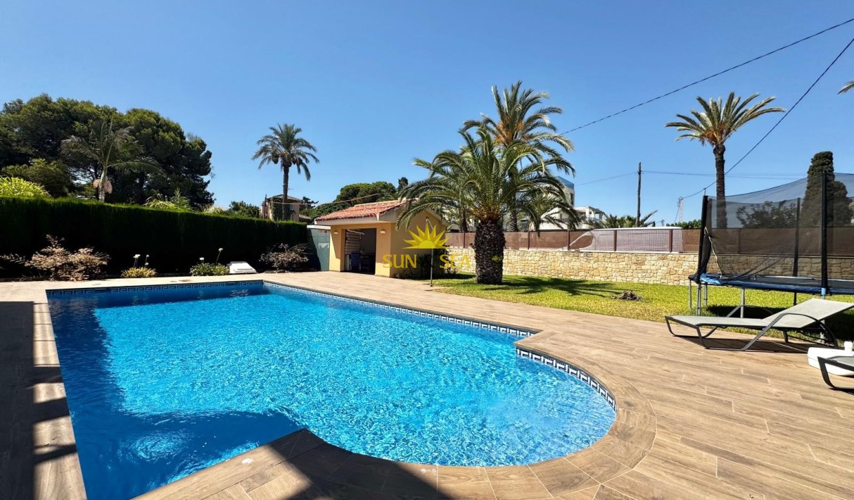 Resale - Villa / Semi detached - Orihuela Costa - Cabo Roig