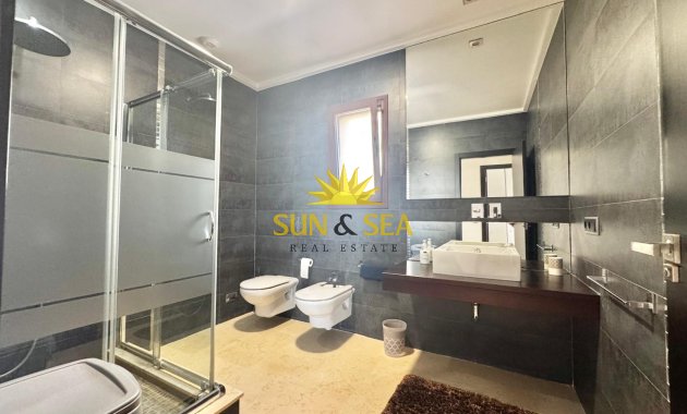 Resale - Villa / Semi detached - Orihuela Costa - Cabo Roig