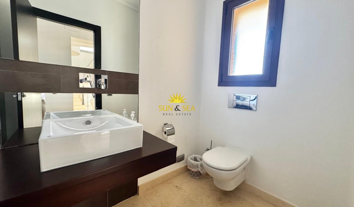 Resale - Villa / Semi detached - Orihuela Costa - Cabo Roig
