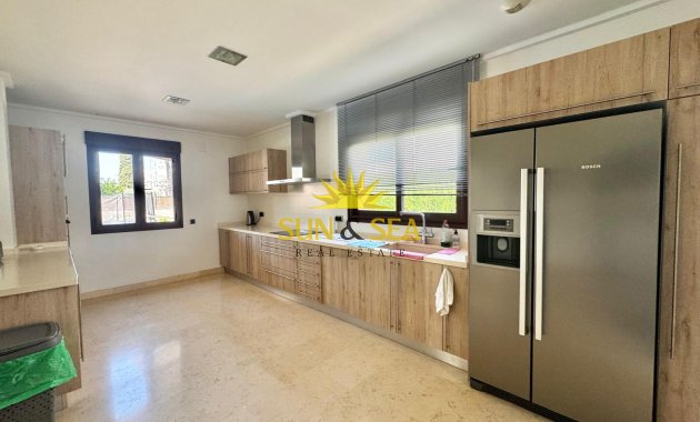 Resale - Villa / Semi detached - Orihuela Costa - Cabo Roig