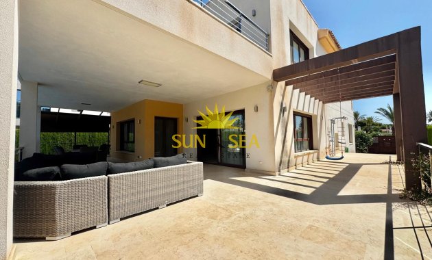 Resale - Villa / Semi detached - Orihuela Costa - Cabo Roig