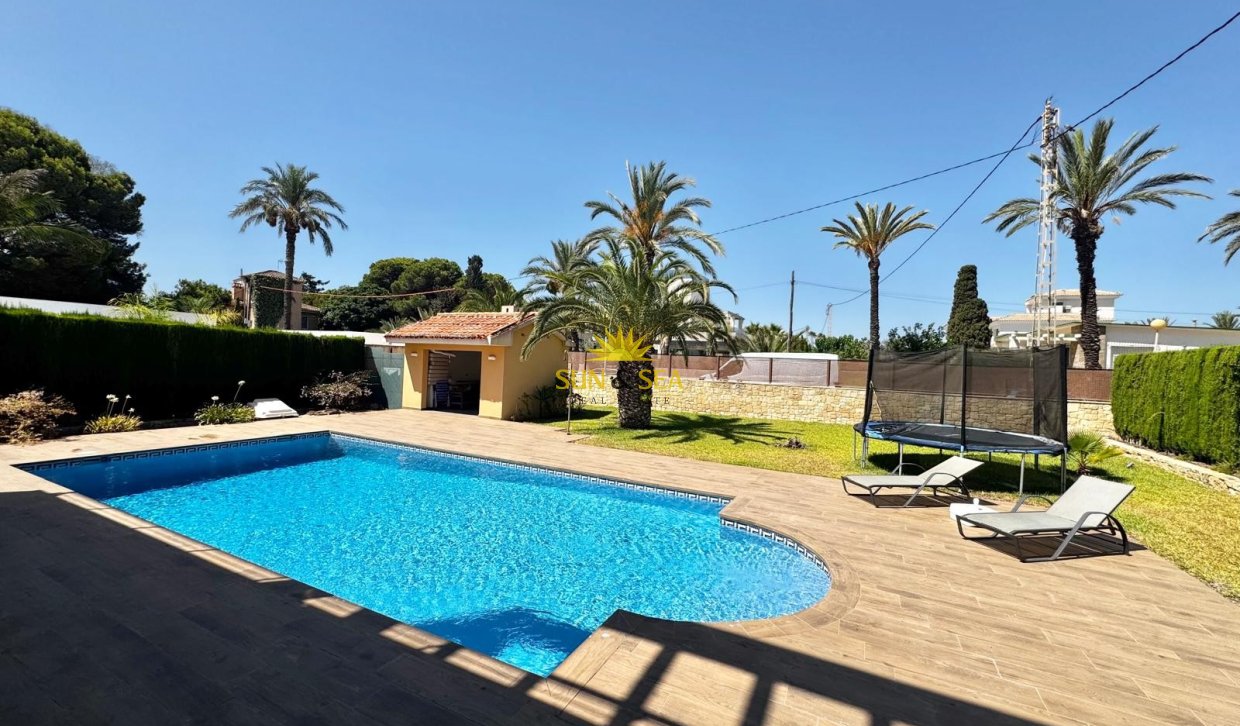 Resale - Villa / Semi detached - Orihuela Costa - Cabo Roig