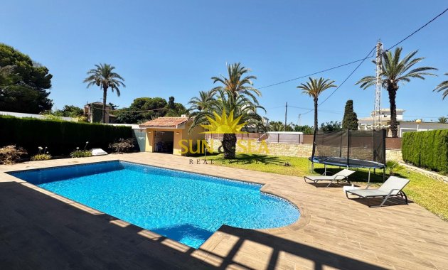 Resale - Villa / Semi detached - Orihuela Costa - Cabo Roig