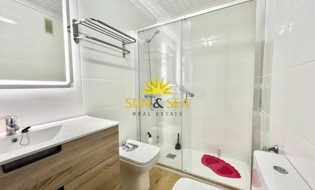 Reventa - Apartamento - Torrevieja - Paseo maritimo