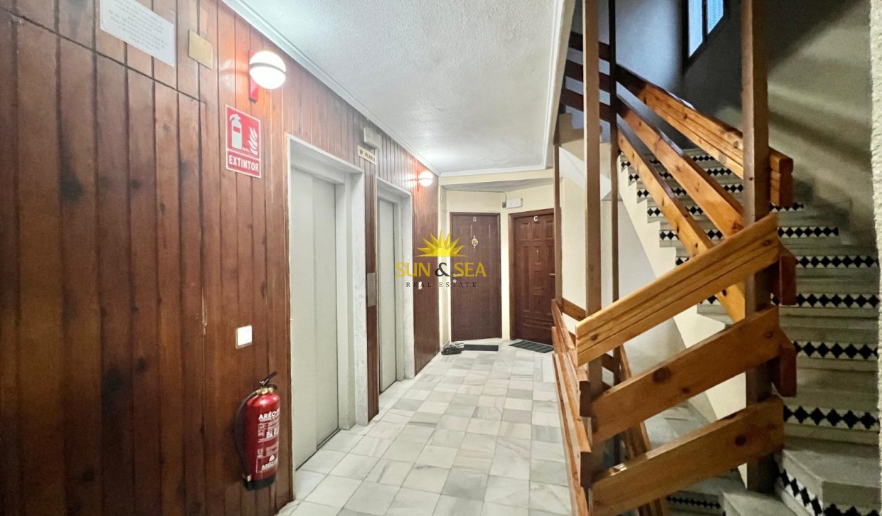 Reventa - Apartamento - Torrevieja - Paseo maritimo