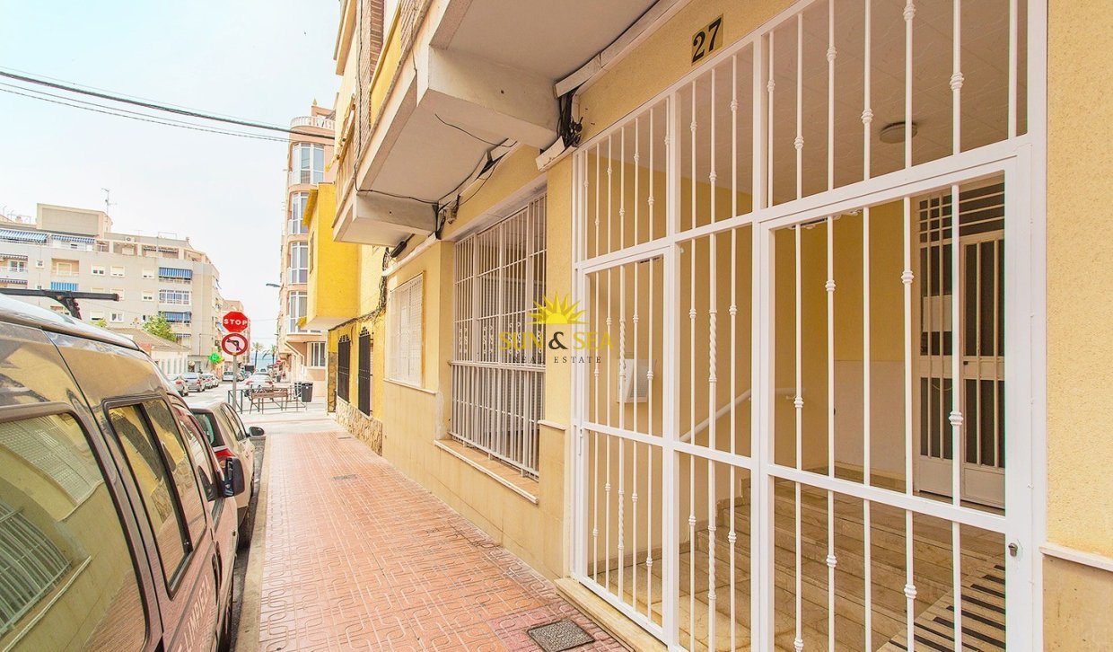 Reventa - Flat - Torrevieja - Playa del cura