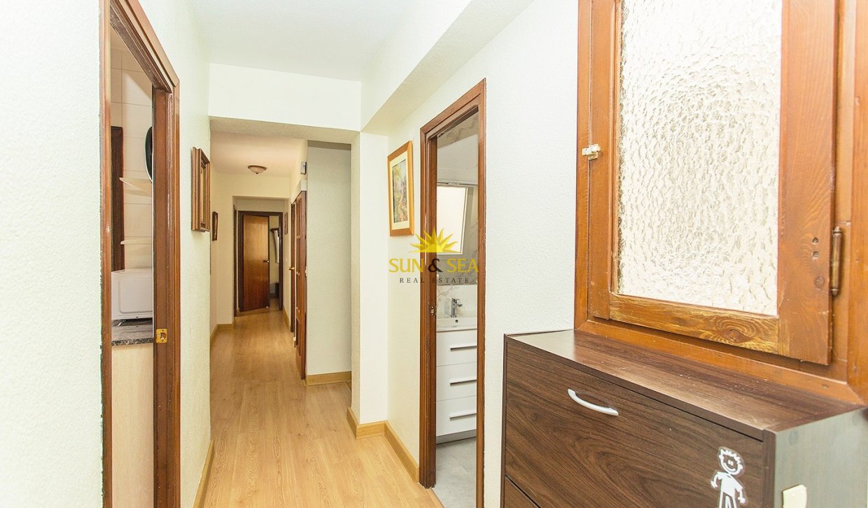 Reventa - Flat - Torrevieja - Playa del cura