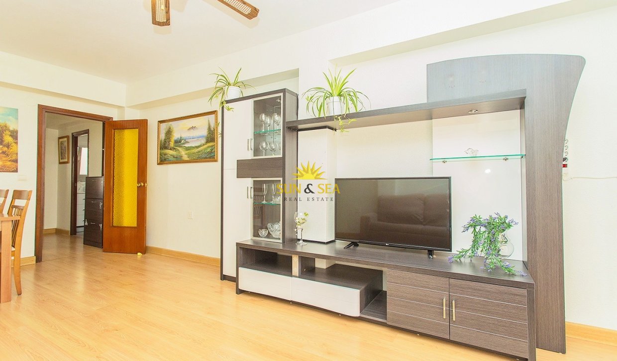 Reventa - Flat - Torrevieja - Playa del cura