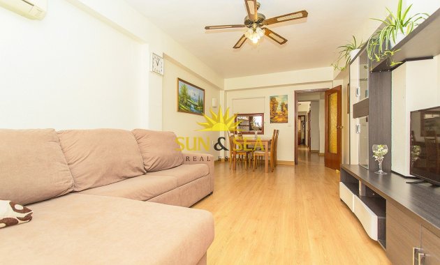 Reventa - Flat - Torrevieja - Playa del cura
