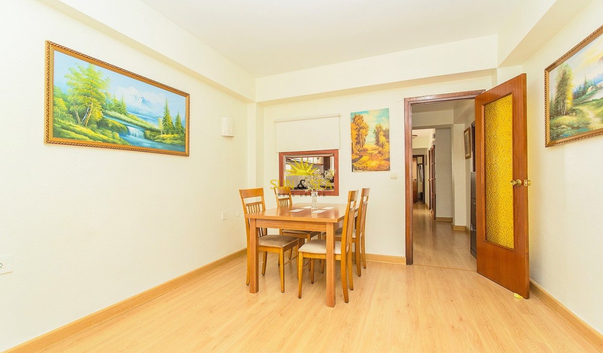Reventa - Flat - Torrevieja - Playa del cura