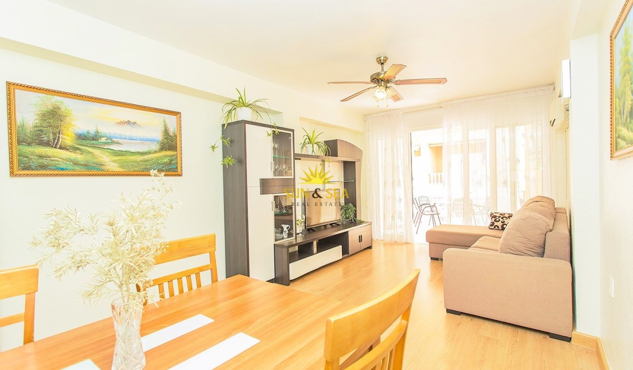 Reventa - Flat - Torrevieja - Playa del cura
