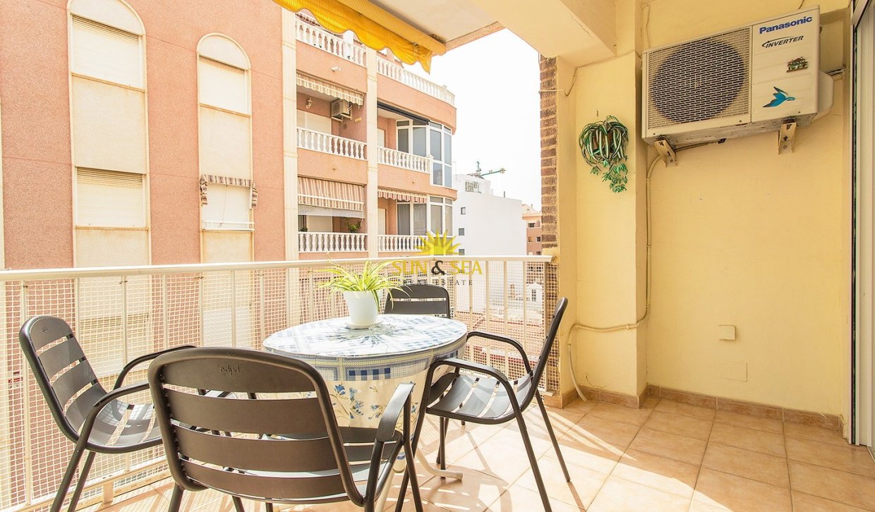 Reventa - Flat - Torrevieja - Playa del cura