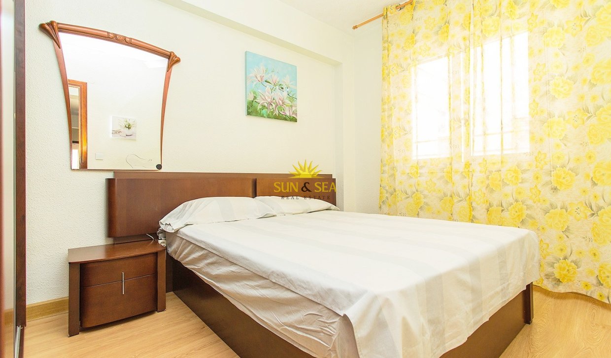 Reventa - Flat - Torrevieja - Playa del cura