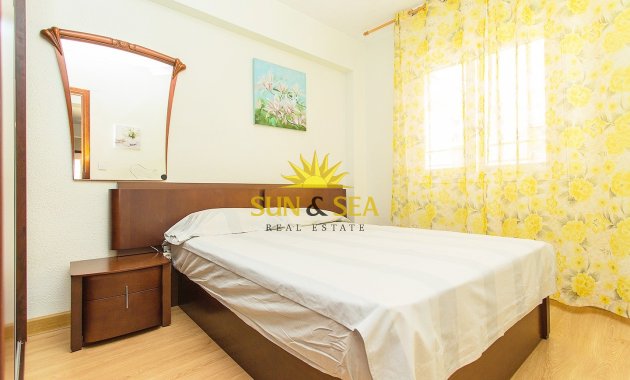 Reventa - Flat - Torrevieja - Playa del cura