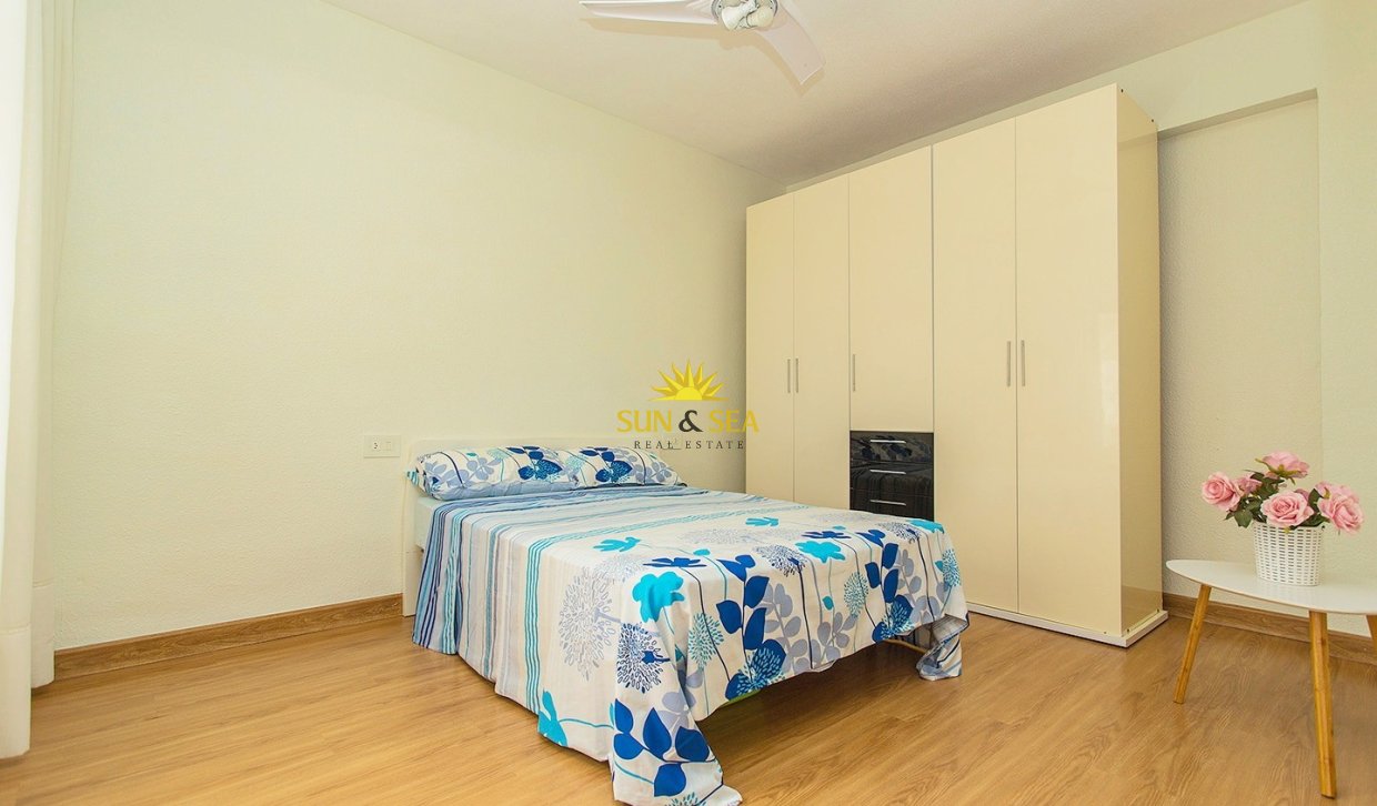 Reventa - Flat - Torrevieja - Playa del cura